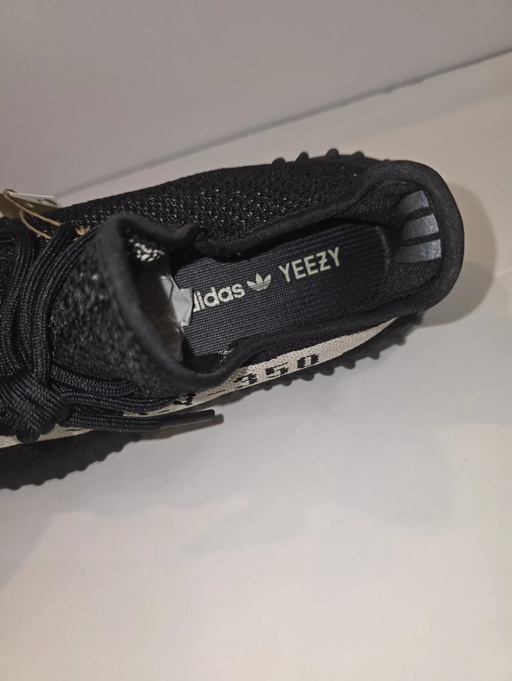 Adidas Yeezy Boost 350 V2 Core Black White Oreo New in Box Size 10
